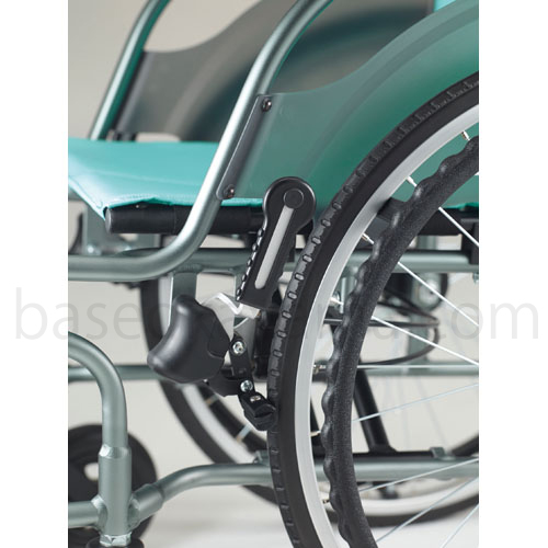 Miki 介助用 多機能 超軽量 ノーパンクタイヤ 車椅子 CRT-8 Miki 介助用 多