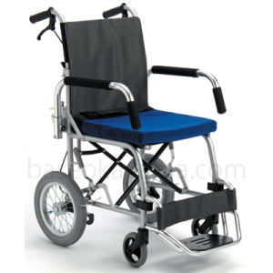 J-COMPACT 専用車いす